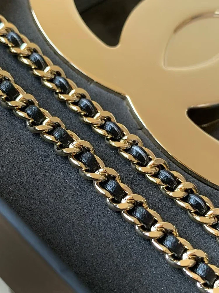 New Resort Collection Double C Mirror Bread