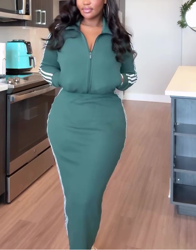 Knitted Striped Casual Suit