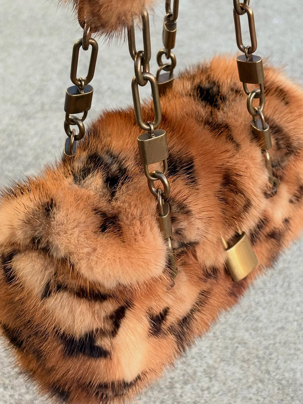 Diamond-print Plush Tote Bag